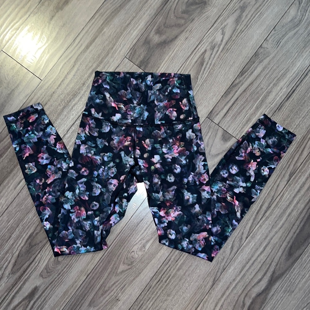 Lululemon cropped watercolor floral print legging